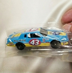hotwheels_43_generalmills_cheerios